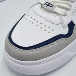 white men shoes vans